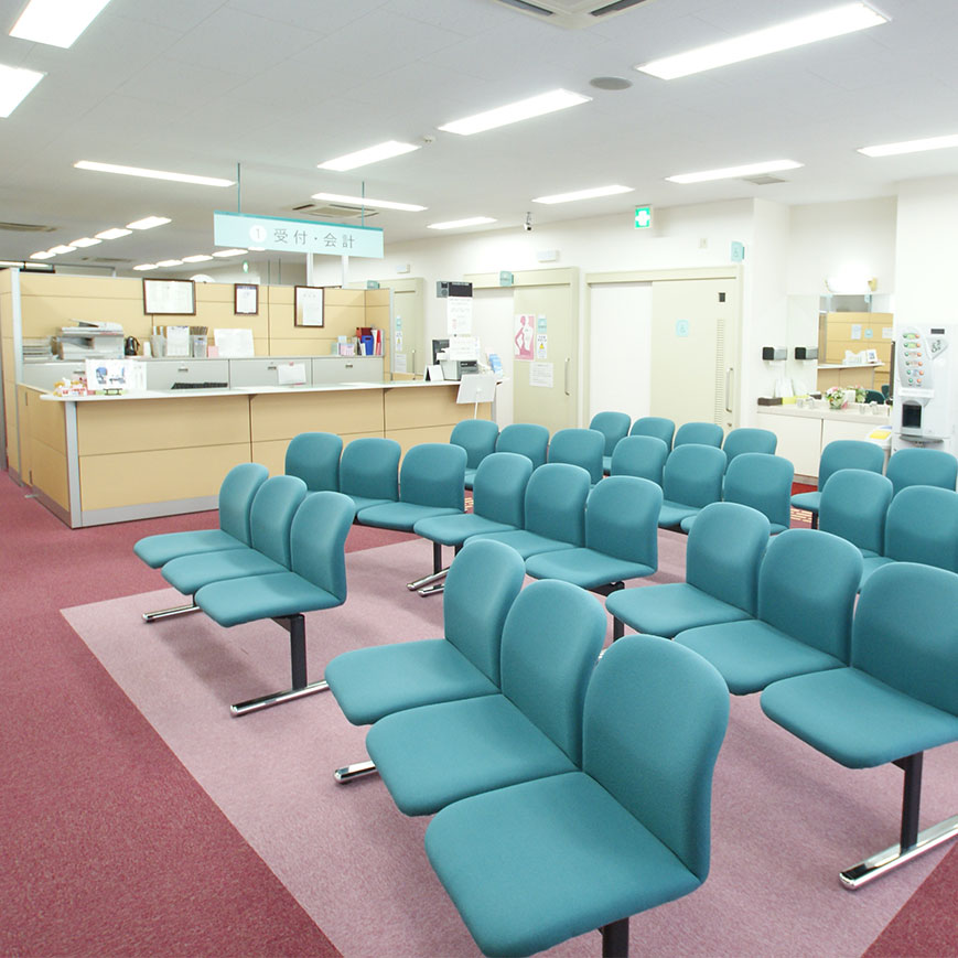 京浜保健衛生協会の待合室